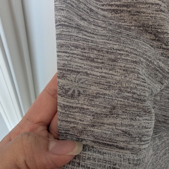 Athleta Gray Short Sleeve Tee - Picture 4 of 8